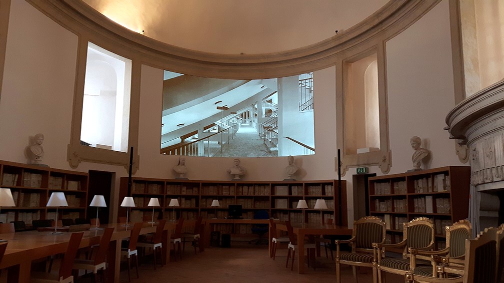 La costruzione, 2018, video loop, 00:16:00, installation view at Archivio Storico Capitolino